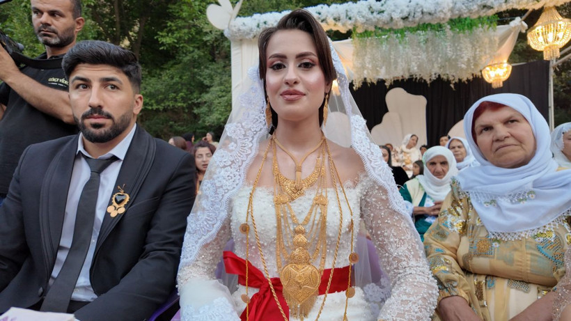 İki gün iki gece süren düğünde 35 koyun kesildi, 6 milyon TL'lik takı takıldı - Resim: 4