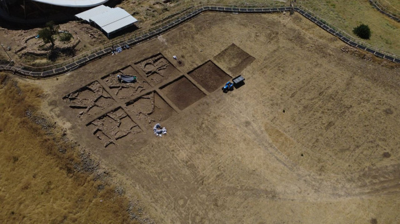 Göbeklitepe’de yeni dönem: Kuzey kesiminde ilk kez kazı başladı - Resim: 5