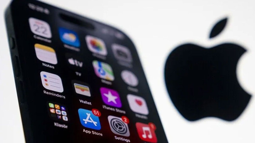 Katlanabilir iPhone için geri sayım: Fiyatı dudak uçuklatacak - Resim: 2