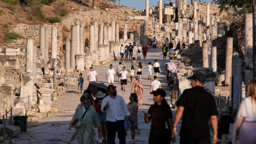 Turizmde 8 aylık bilanço belli oldu: Zirvede yine o ülke var... - Resim: 9