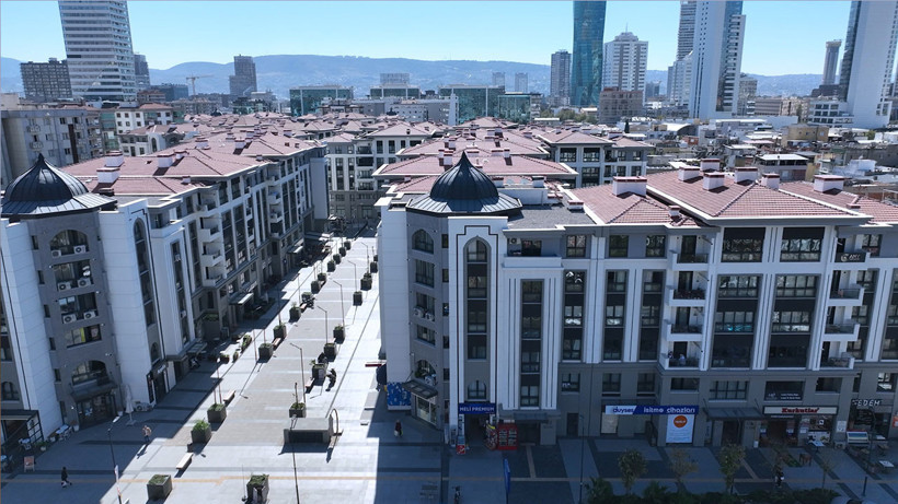 İzmir depreminin 6. yılında Bakan Kurum'dan kentsel dönüşüm mesajı - Resim: 2