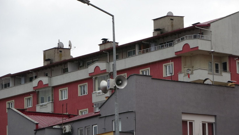 Belediye hoparlör anonslarını sona erdirdi: Ölüm haberleri artık SMS ile gelecek - Resim : 2