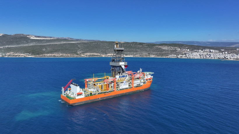 Enerji filosu güçleniyor! Bakan Bayraktar açıkladı: İkiz sondaj gemisinden ilki Türkiye’ye geldi - Resim : 2