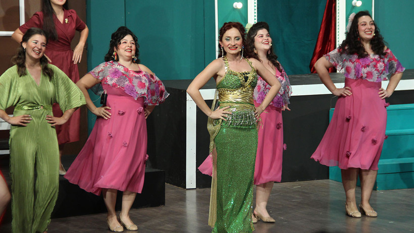 Tiyatro efsanesinden rekor: Haldun Dormen 98 yaşında yönetmen koltuğunda - Resim : 1