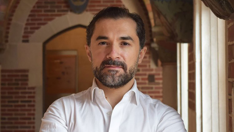 Rahmi Koç Bilim Madalyası Ödülü Prof. Dr. Ufuk Akçiğit’e verildi - Resim : 1