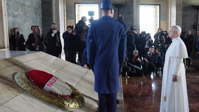 Papa 14. Leo, Türkiye'de! Külliye'de resmi törenle karşılandı - Resim : 3