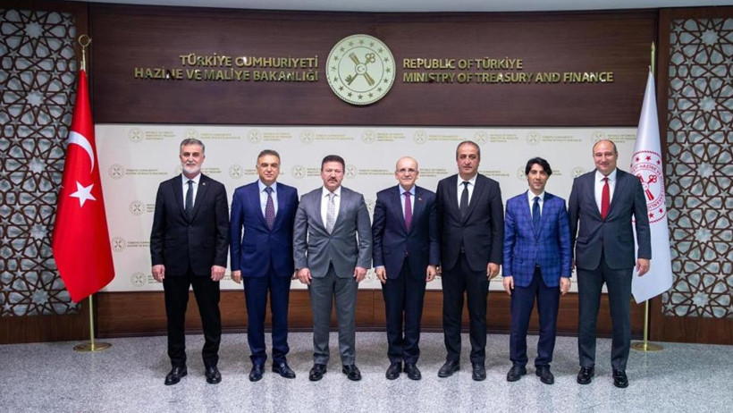 Bakan Şimşek, TŞOF Genel Başkanı Yiğiner’i kabul etti - Resim : 1