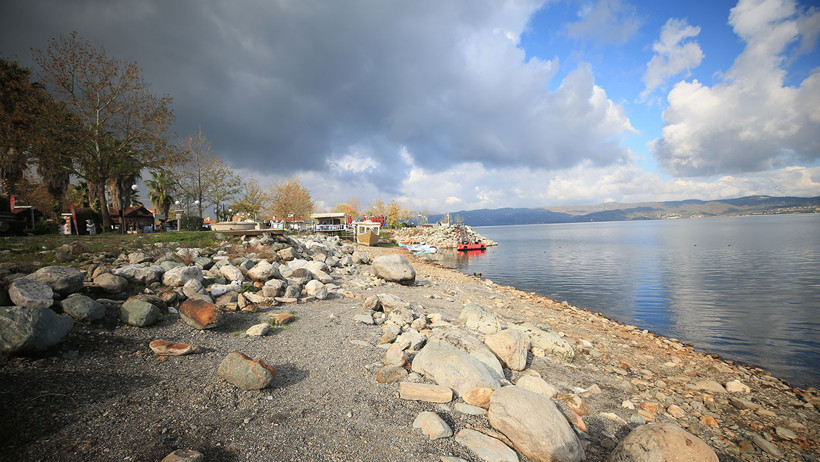 Sakarya'da sahil esnafı Sapanca G&ouml;l&uuml; i&ccedil;in "can suyu" bekliyor - Resim : 1