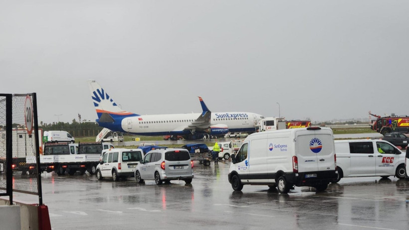Son dakika... Antalya Havalimanı'nda korkutan kaza ucuz atlatıldı - Resim : 1