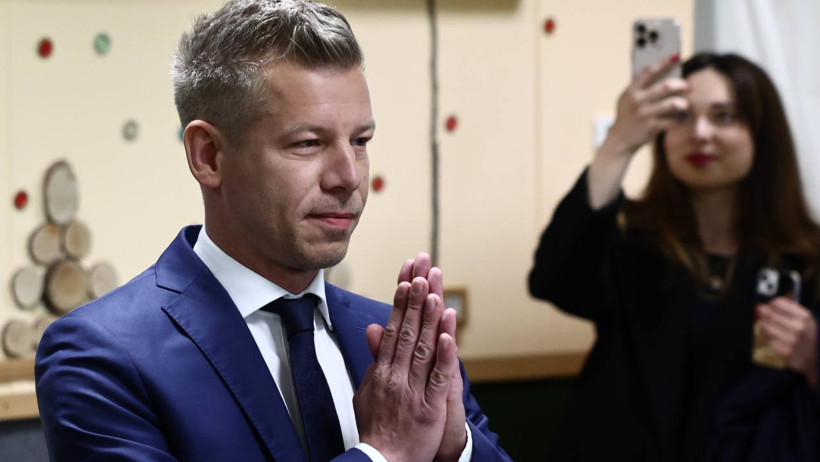 Macaristan'da 16 yıllık Orb&aacute;n d&ouml;nemi sona erdi: Rota Avrupa&rsquo;ya &ccedil;evrildi - Resim : 3