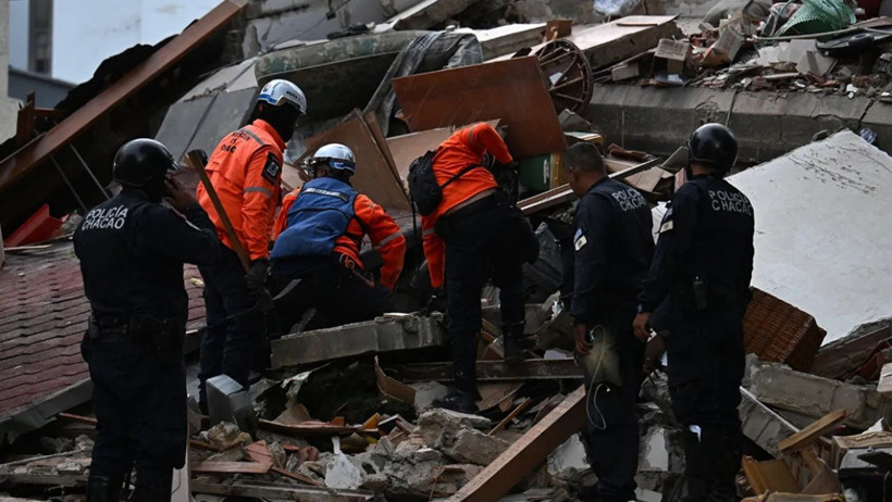 Venezuela'da deprem Karakas kentini vurdu yıkım büyüyor - Resim: 2