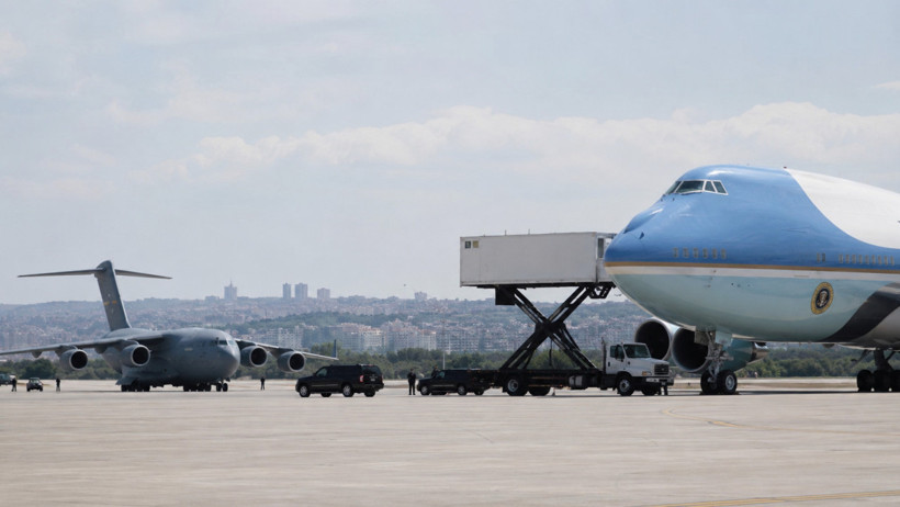 Trump T&uuml;rkiye'den gizli askeri u&ccedil;akla nasıl ayrıldı? - Resim : 2