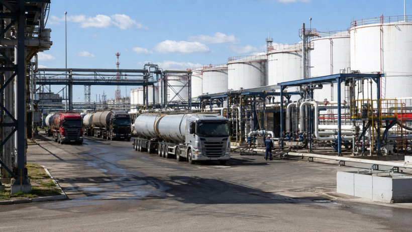 Rusya&rsquo;da yakıt krizi b&uuml;y&uuml;yor: Moskova&rsquo;da benzine litre sınırı - Resim : 3