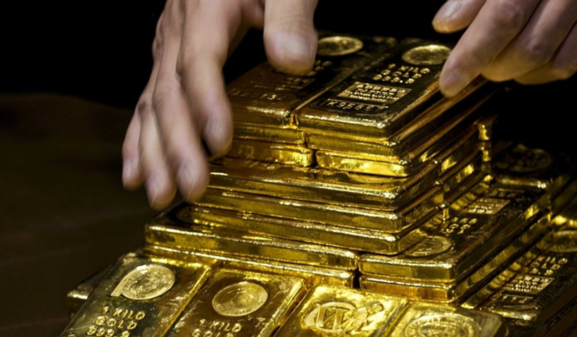 Kritik baraj aşıldı: Gram altında tarihi rekor! (Gram, çeyrek, yarım ve Cumhuriyet altını ne kadar oldu?) - Resim : 1