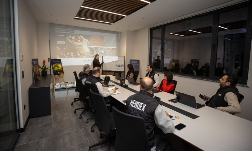 Atıktan stratejik ürüne: Fındık kabuğu ham maddeye dönüştürüldü - Resim: 13