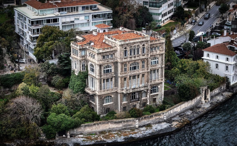Boğaz’ın en pahalı yalısı satışa çıktı - Resim: 5
