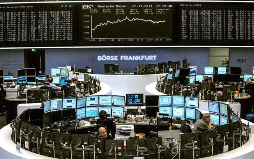 Avrupa borsaları ABD Yüksek Mahkemesinin tarife kararıyla haftayı yükselişle kapattı