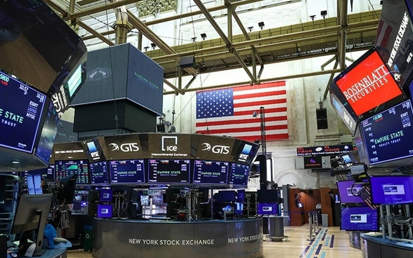 New York borsası karışık seyirle açıldı