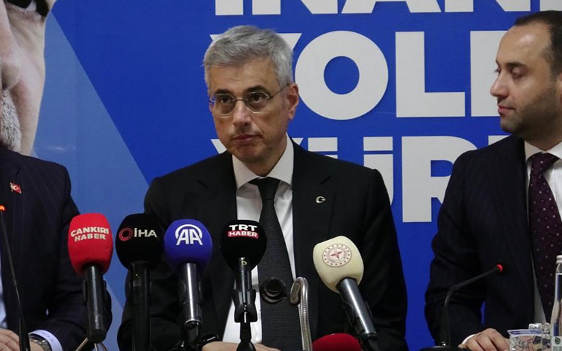 Türkiye'nin ilk kalp makinesi, kanser ilacı, ambulans ve helikopteri geliyor