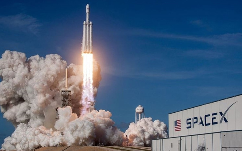 SpaceX'te büyük kayıp! 850 milyar dolarlık değer eridi