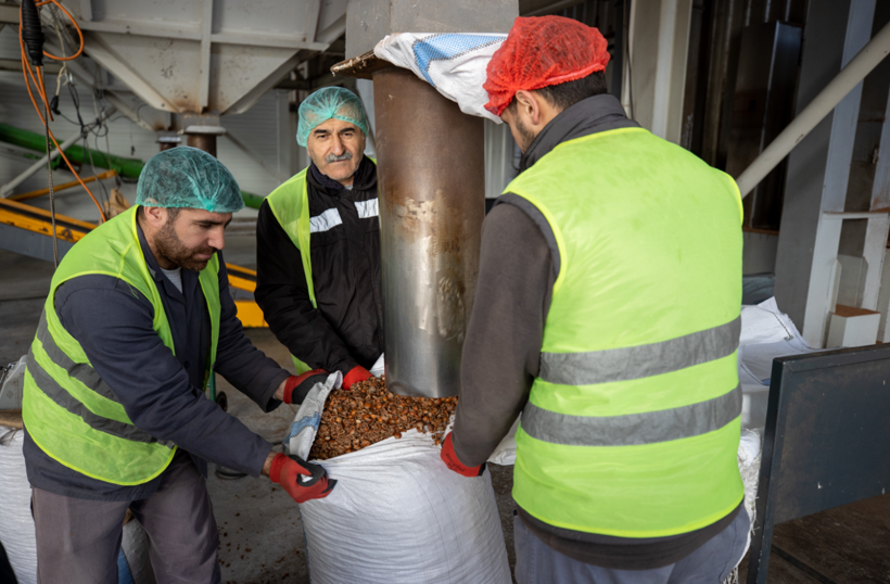Atıktan stratejik ürüne: Fındık kabuğu ham maddeye dönüştürüldü - Resim: 2
