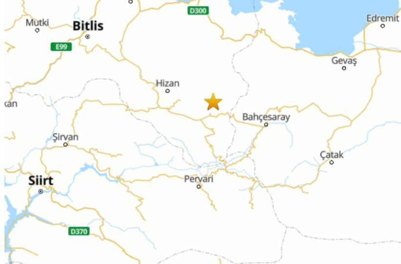 Son dakika: Bitlis 3.6 b&uuml;y&uuml;kl&uuml;ğ&uuml;nde deprem ile sallandı - Resim : 1