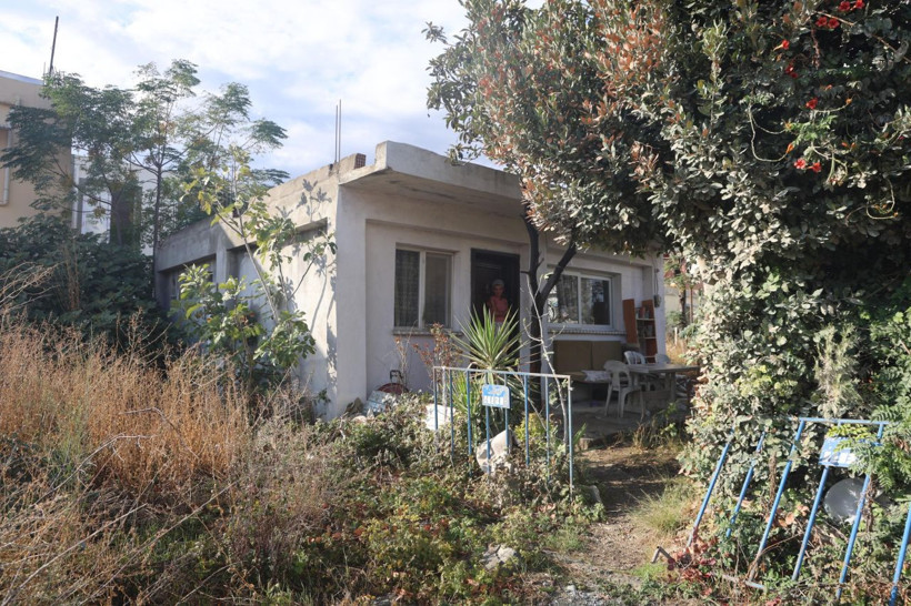 Telefon bağımlısı genç üç yıldır yıkanmıyor - Resim: 1