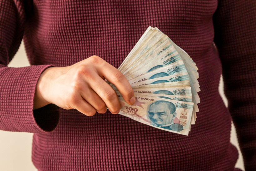 150 bin TL ihtiyaç kredisinin geri ödemesi ne kadar? İşte banka banka aylık taksit ve kredi faiz oranları... - Resim: 11