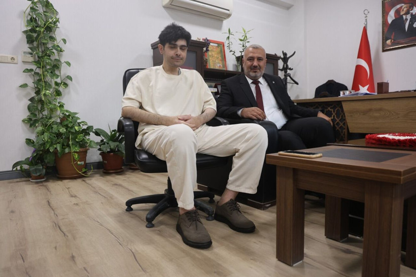 Evden çıkmayan telefon bağımlısı genç ikna edildi! Üç yıl sonra ilk kez banyo yaptı - Resim: 8