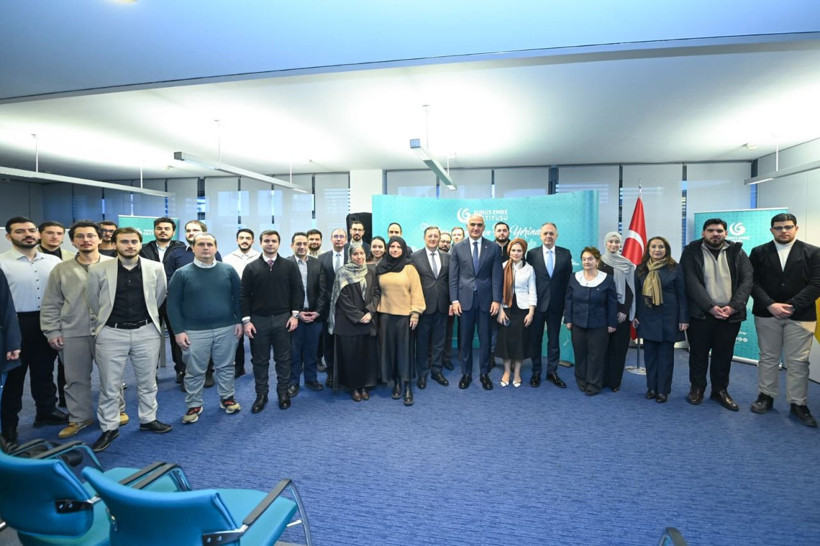 Bakan Ersoy: Yunus Emre Enstitüsü toplumlar arasında güçlü bir köprü - Resim: 1