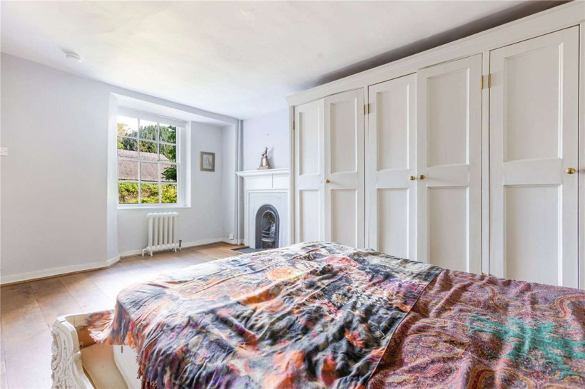 Rolling Stones efsanesinin malikanesi satışta: İstenen fiyat dudak uçuklattı - Resim: 22