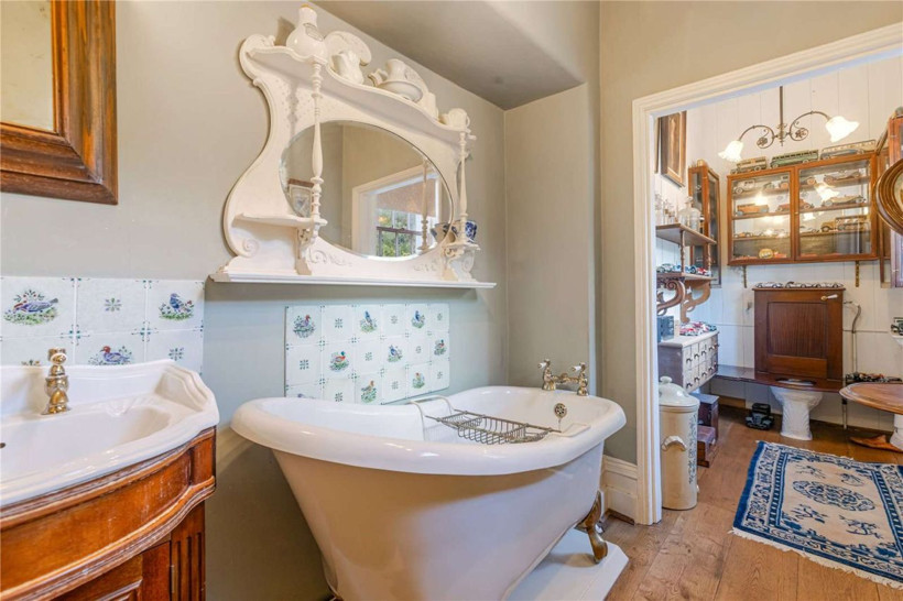 Rolling Stones efsanesinin malikanesi satışta: İstenen fiyat dudak uçuklattı - Resim: 25