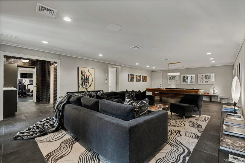 Müşteri bulamayınca 2 milyon 250 bin dolar indirim yaptılar - Resim: 13