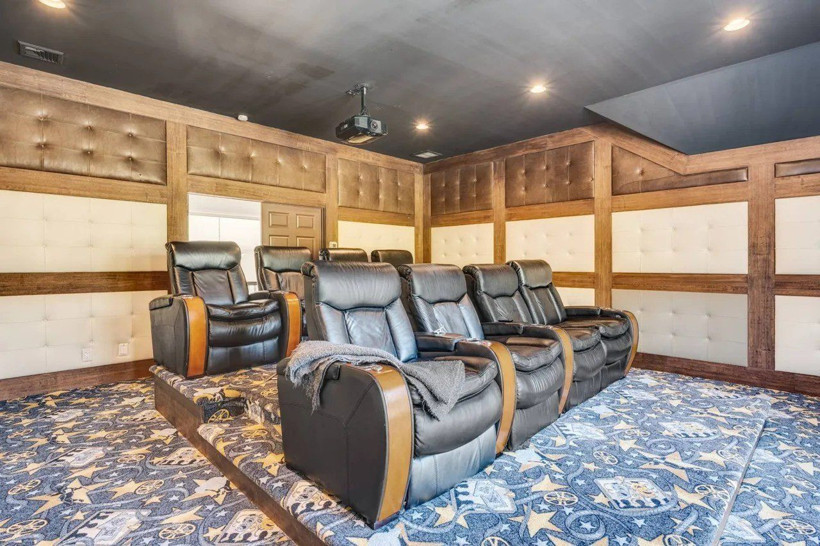 Ünlü dizinin çekildiği malikane satılıyor, yeni sezon tehlikede - Resim: 5