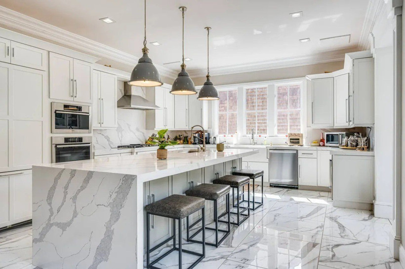 Ünlü dizinin çekildiği malikane satılıyor, yeni sezon tehlikede - Resim: 7