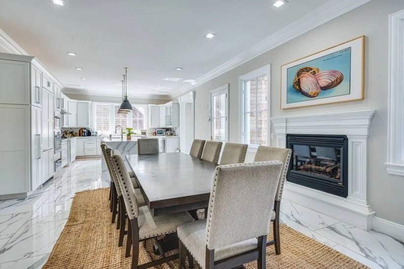 Ünlü dizinin çekildiği malikane satılıyor, yeni sezon tehlikede - Resim: 8