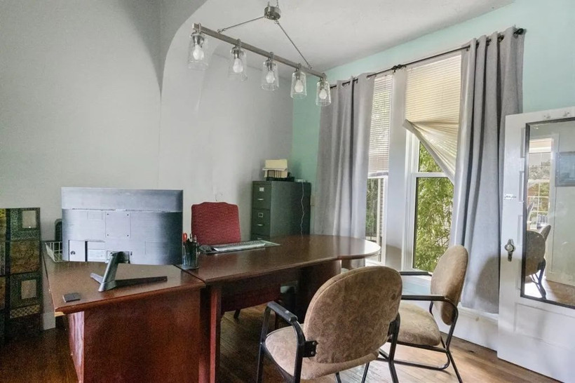 Perili köşk satışa çıktı! İstanbul'da bir daire fiyatından daha ucuz - Resim: 6