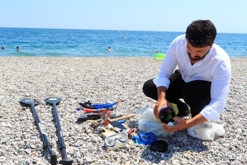 Denizin dibinden servet çıkıyor: Bulduğu lüks saati 3 bin dolara sattı - Resim: 1