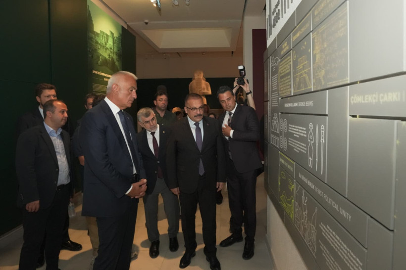 İstanbul Arkeoloji Müzelerinde büyük dönüşüm: 54 bin çini tek tek restore edildi - Resim: 3