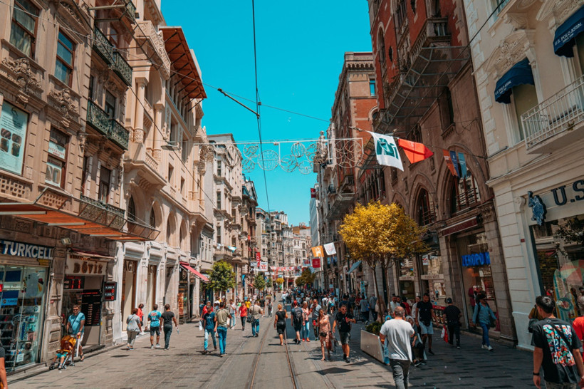 Turizmde 8 aylık bilanço belli oldu: Zirvede yine o ülke var... - Resim: 1