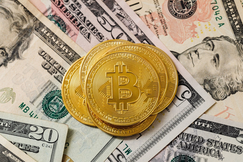 Dolar 18 ayın zirvesinde: Euro geriliyor, Bitcoin direniyor - Resim: 1