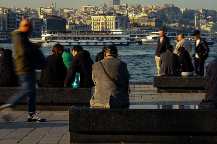 Emekli maaşlarının geleceği mercek altında: Kesinti ve yaş artışı gündemde - Resim: 5