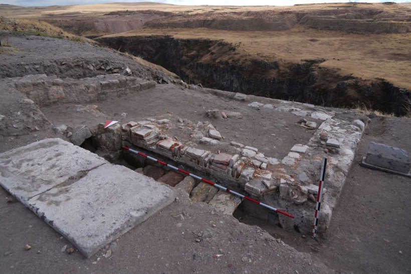 Ani'de tarihi keşif! İlk Türk-İslam kümbeti olabilir - Resim: 2