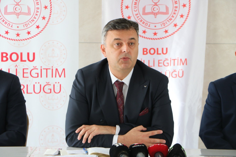 Öğretmenlere kılık kıyafet düzenlemesi geliyor: Tayt, kot, mini etek, şalvar... - Resim : 1