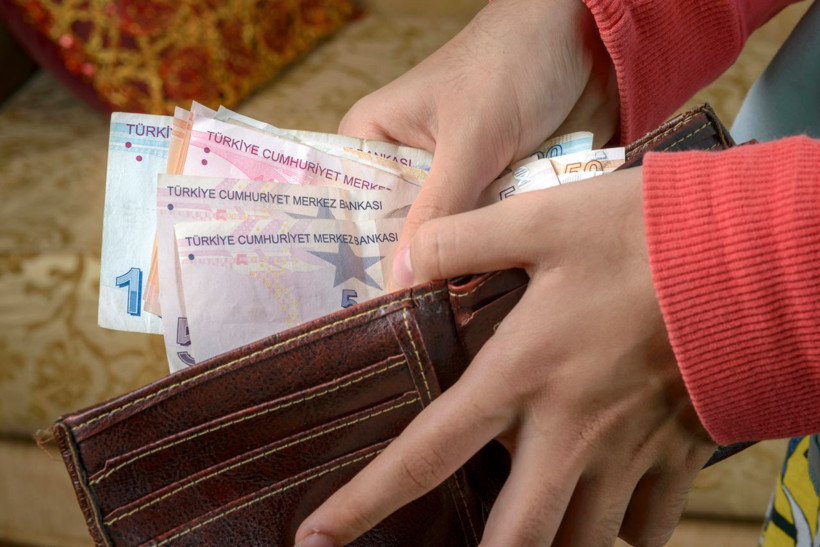 150 bin TL ihtiyaç kredisinin geri ödemesi ne kadar? İşte banka banka aylık taksit ve kredi faiz oranları... - Resim: 4