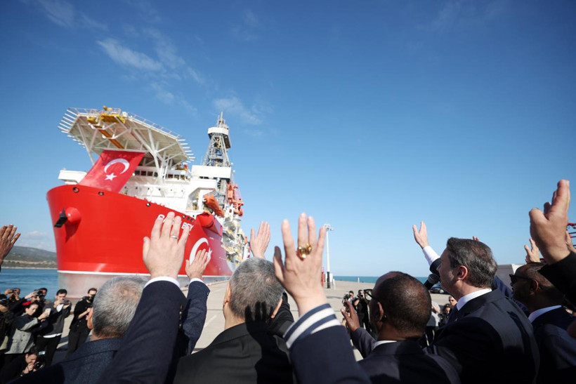 T&uuml;rkiye&rsquo;den Somali&rsquo;ye enerji hamlesi: &Ccedil;ağrı Bey sondaj gemisi yola &ccedil;ıktı - Resim : 2