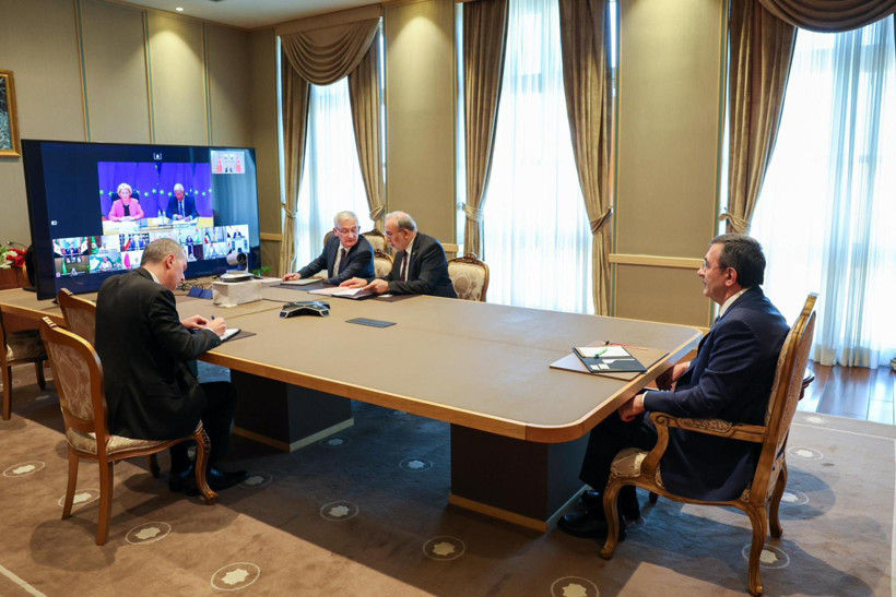 Cumhurbaşkanı Yardımcısı Yılmaz: Çatışmaların sona ermesi için çabalarımızı sürdürüyoruz - Resim : 1