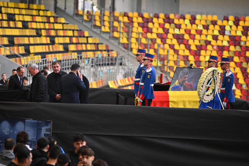 Futbolun efsane ismi Mircea Lucescu son yolculuğuna uğurlanıyor - Resim : 4