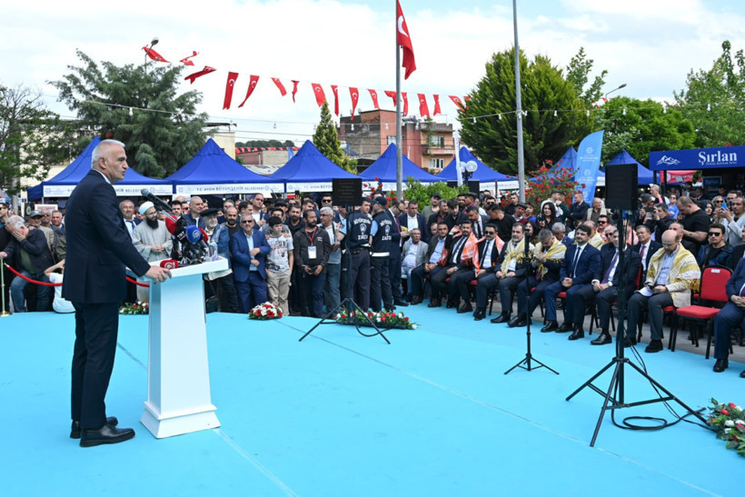 Nazilli&rsquo;de festival heyecanı! Bakan Ersoy &uuml;reticiler ve sanatk&acirc;rlarla bir araya geldi - Resim : 4