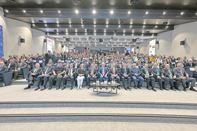 5G'de abone sayımız 2,5 ay dolmadan 42 milyona yaklaştı - Resim : 2
